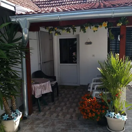 Oplenacki Smestaj Milica Topola