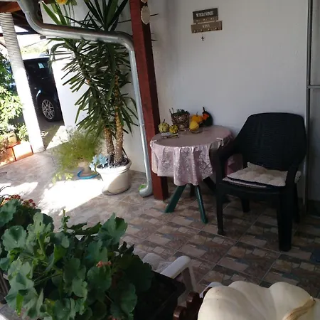 Oplenacki Smestaj Milica Topola